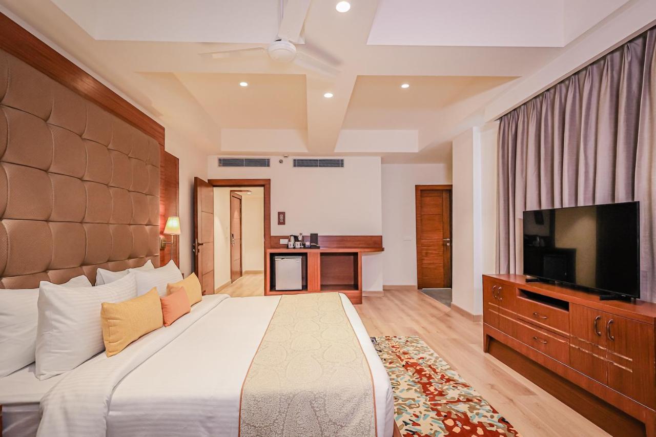 Regenta Dehradun By Royal Orchid Hotels Limited Exterior photo
