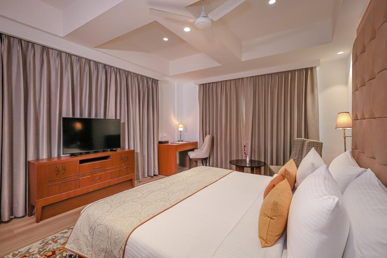 Regenta Dehradun By Royal Orchid Hotels Limited Exterior photo